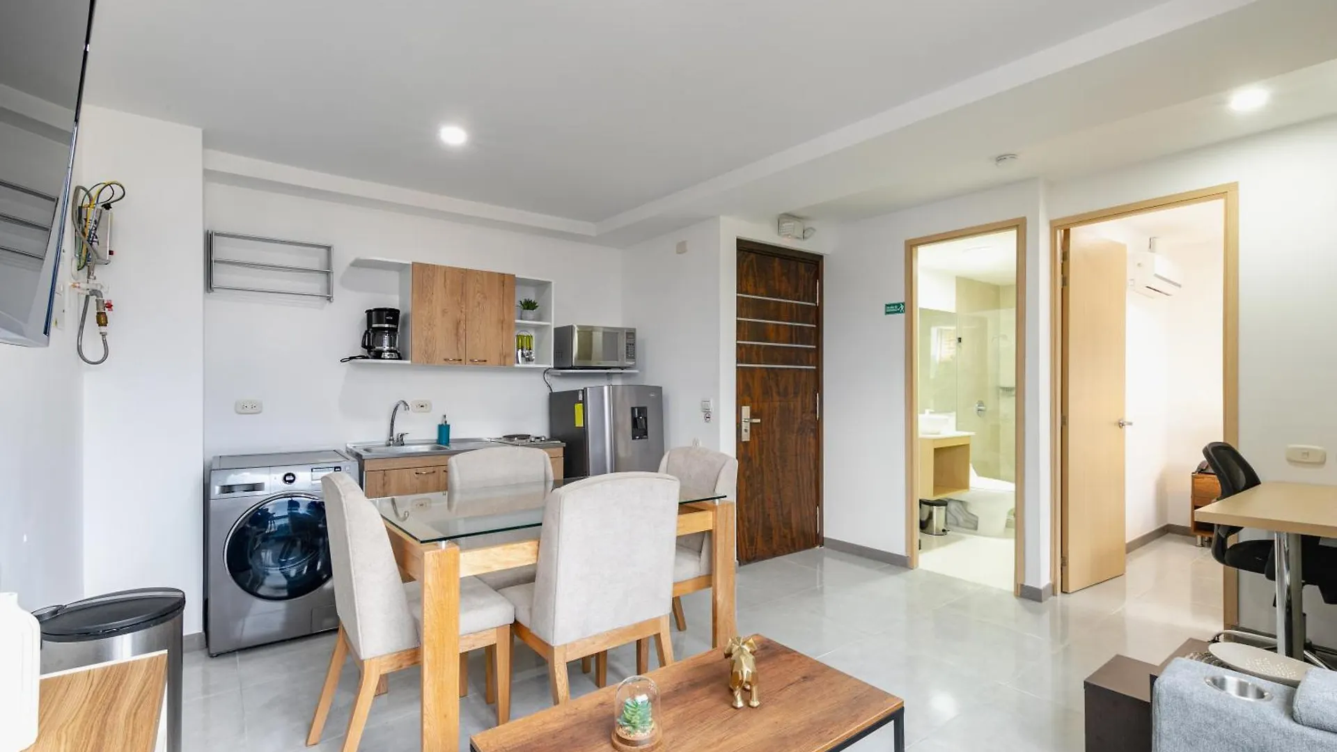 New Comfortable Laureles Apartment Medellín 0*,