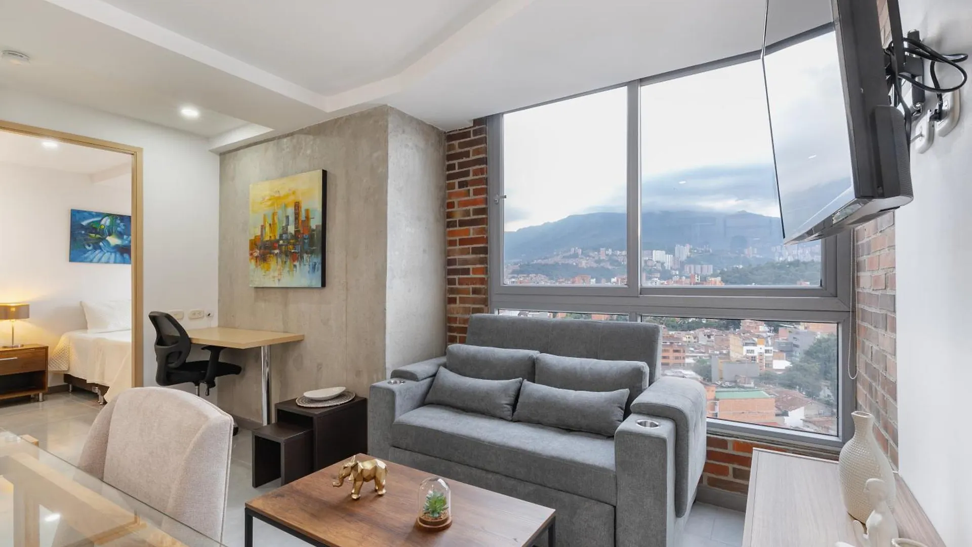 New Comfortable Laureles Apartment Μεντεγίν