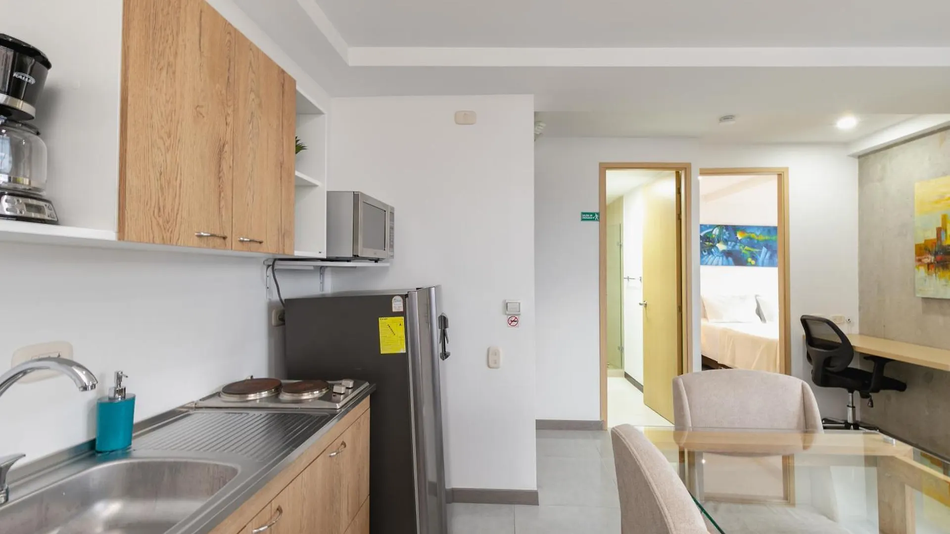 New Comfortable Laureles Apartment Medellín Colombie